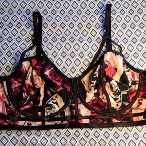 NWT TORRID SZ 4 4X BRALETTE~ LONGLINE UNDER WIRE ROSES BLACK TAN BURGUNDY